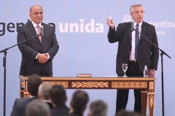 juan manzur: capaz es momento de reeditar el plan quinquenal de peron