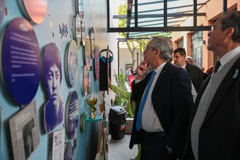 Alberto Fernández visitó la Casa Museo María Elena Walsh