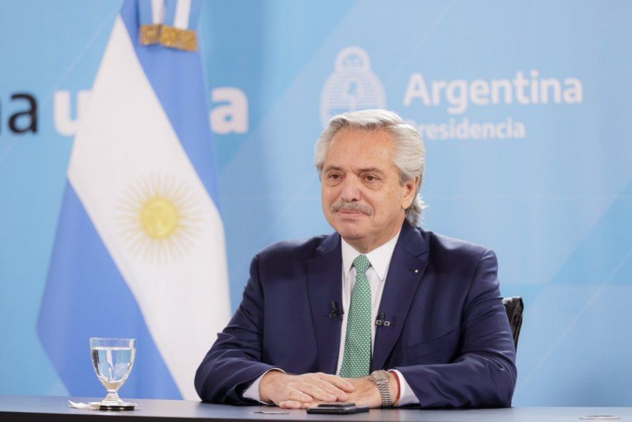 Alberto Fernández encabeza actividad junto a pymes industriales
