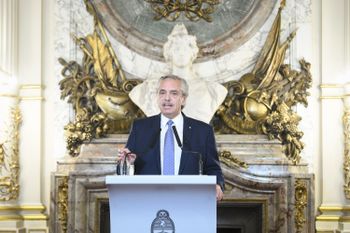 Tras el fallo por la coparticipación, en el oficialismo sugieren que Alberto Fernández inicie acciones sobre la Corte Suprema.