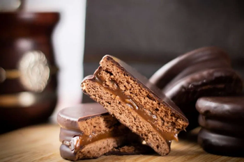 mar chiquita: llega la 4° fiesta itinerante del chocolate y el alfajor a piran 