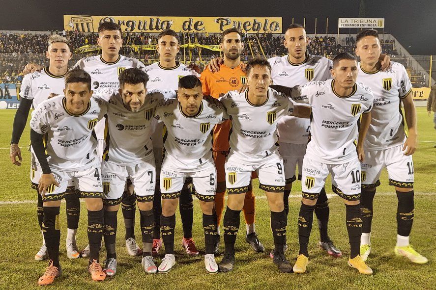 Almirante busca el repunte en la Primera Nacional. Fútbol de Ascenso