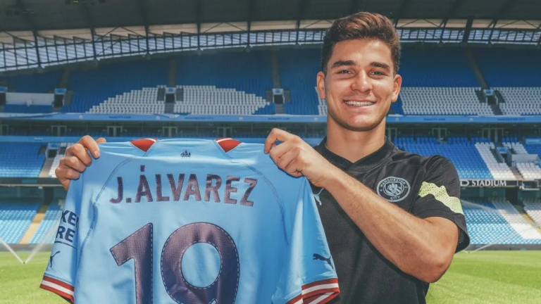 Álvarez del City: ¿cuánto vale y cómo comprar su camiseta?