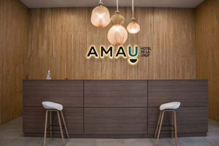 Presentan AMAU, el primer hotel de formación universitaria de América Latina