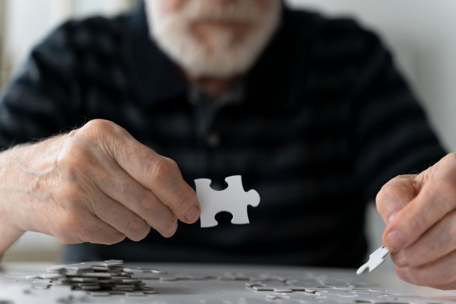 Hoy se conmemora el Día Mundial del Alzheimer, una fecha que pretende visibilizar esta enfermedad que padecen más de 55 millones de personas en el mundo.