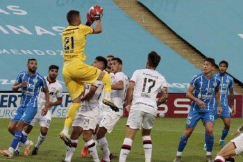 Mariano Andújar en Godoy Cruz Vs. Estudiantes