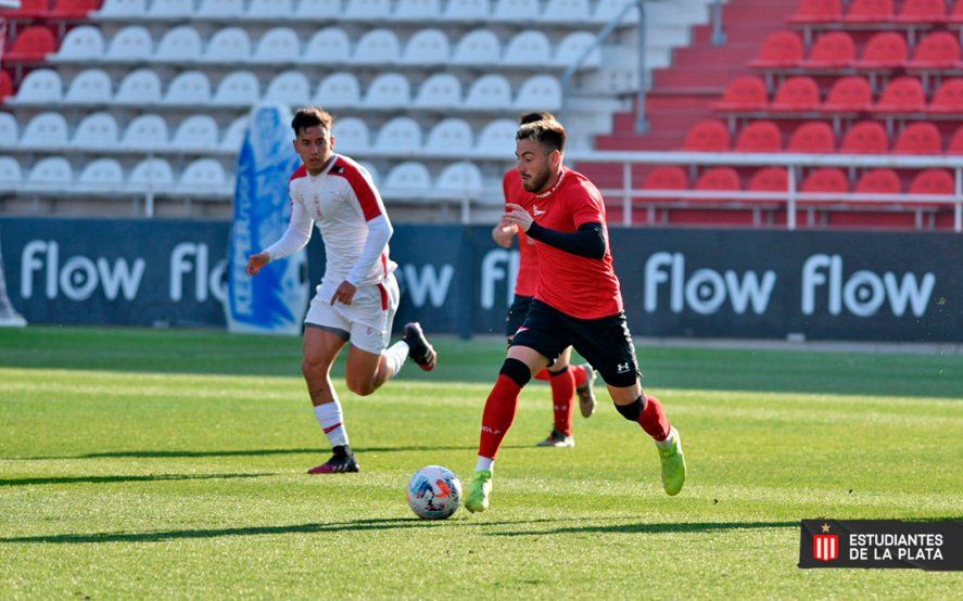 ¿Ángel González disputó su último partido en el amistoso entre Estudiantes y Huracán?
