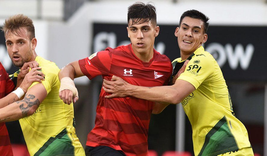 Apaolaza arrancó relegado, consiguió minutos en la copa y ahora buscará pelear por un lugar.