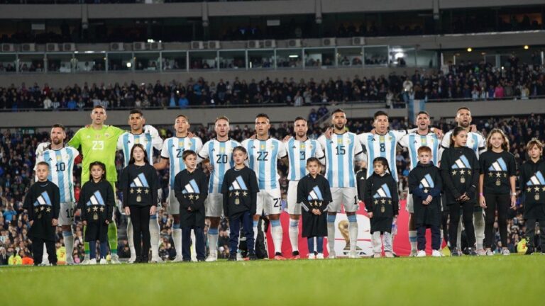 Emoción Argentina: la nueva versión del Himno Nacional Argentino por Abel Pintos