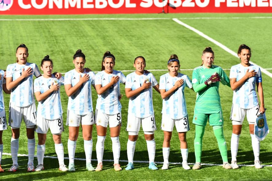 La formación del fútbol femenino de Argentina ante Venezuela.