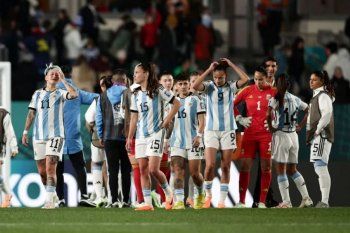 Argentina cayó con Italia y empató con Sudáfrica. Ahora debe ganar o ganar ante Suecia.