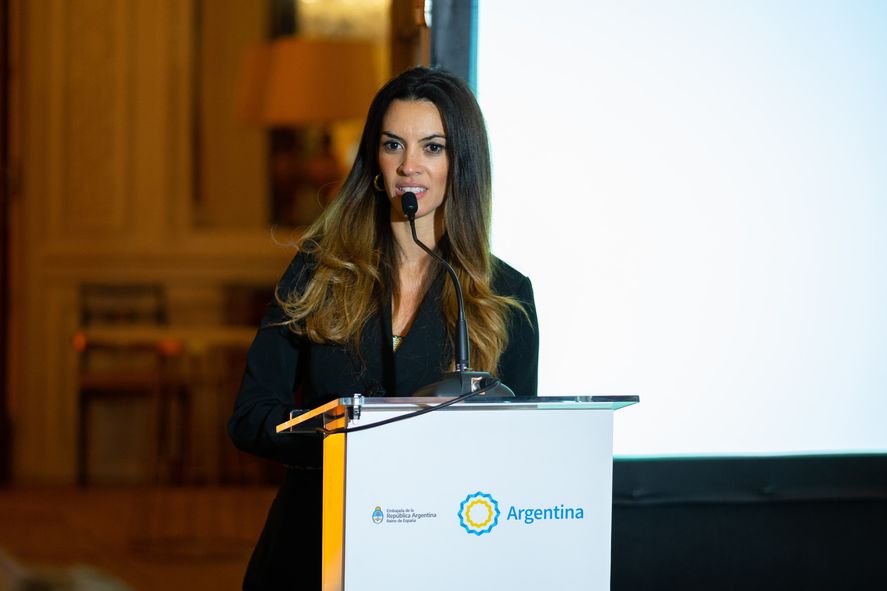 Argentina oficializó la evolución de la "Marca País" durante una jornada en España