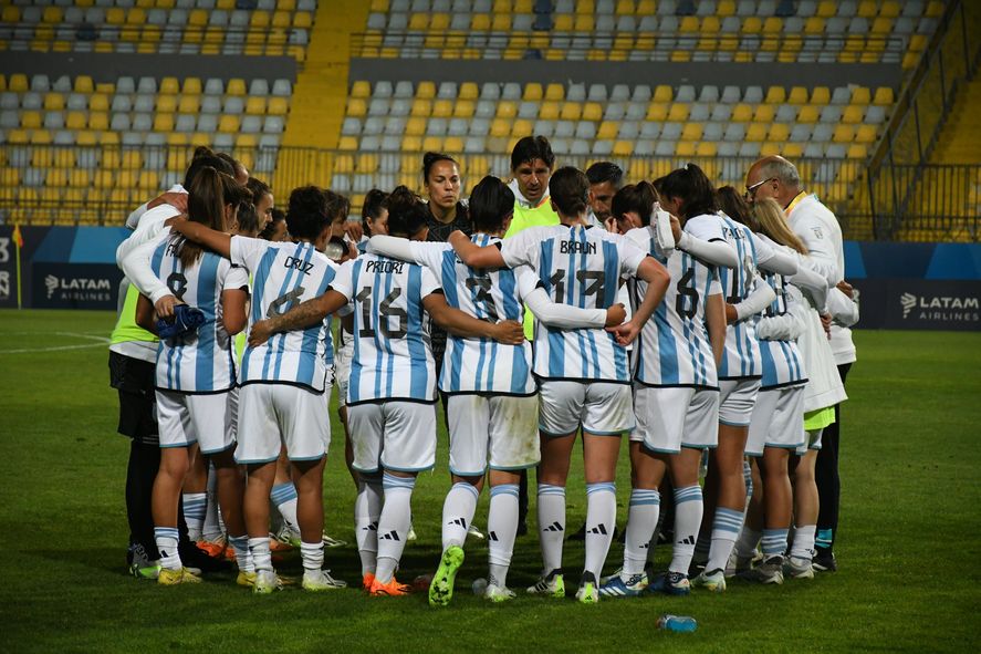 Argentina está nuevamente en Semis en los Juegos Panamericanos. Argentina está nuevamente en Semis en los Juegos Panamericanos.