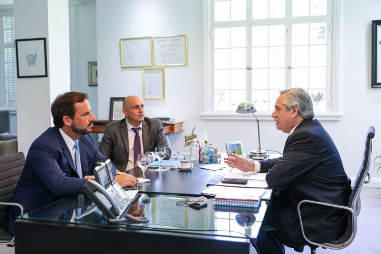 Ariel Sujarchuk, presidente de contralor de la Hidrovía