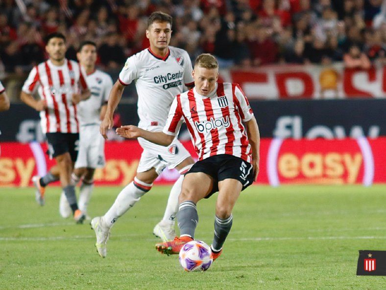 En su último partido como local, Estudiantes aplastó a Newell's. (Foto: Prensa EDLP)