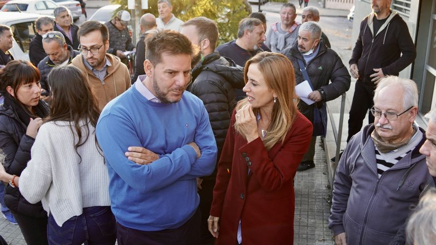 Atanasof junto a Tolosa Paz