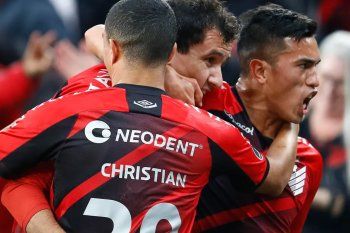 Athletico Paranaense lleva 14 PJ sin caer en su cancha. Estudiantes buscará romper esa racha.