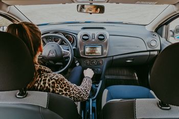El informe de Luchemos por la Vida sostiene que las mujeres causan menos accidentes graves