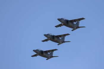 Los aviones “Pampa” volvieron a sobrevolar Tandil
