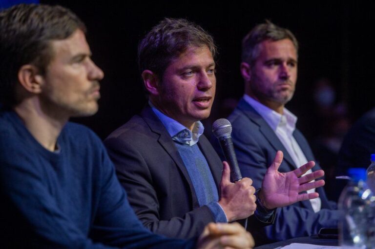 Axel Kicillof apuesta a las PyMEs y pone a disposición $4.800 millones del FOGABA