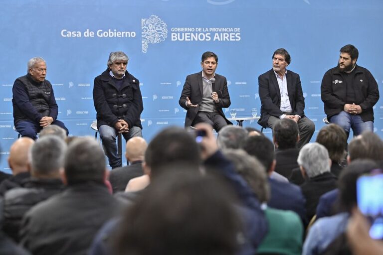 Axel Kicillof dio otro espaldarazo a los gremios y los señaló como “protagonistas” de su gobierno