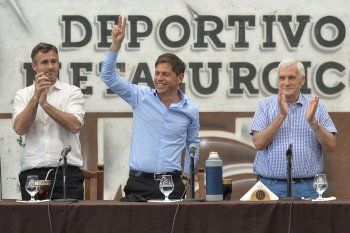 Axel Kicillof encabezó el plenario de la UOM en Pilar, junto a Federico Achával (izq.) y Antonio Caló (der.)