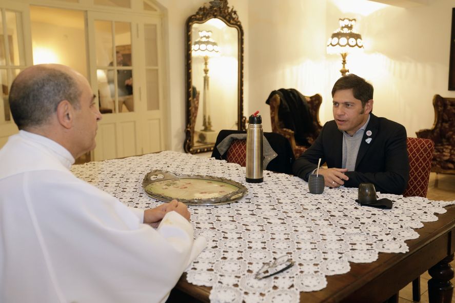 Axel Kicillof y Tucho Fernández, tras el Te Deum del año pasado. Axel Kicillof y Tucho Fernández, tras el Te Deum del año pasado.