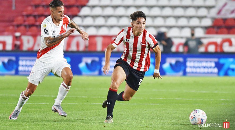 David Ayala en el partido que Estudiantes disputó ante River en UNO
