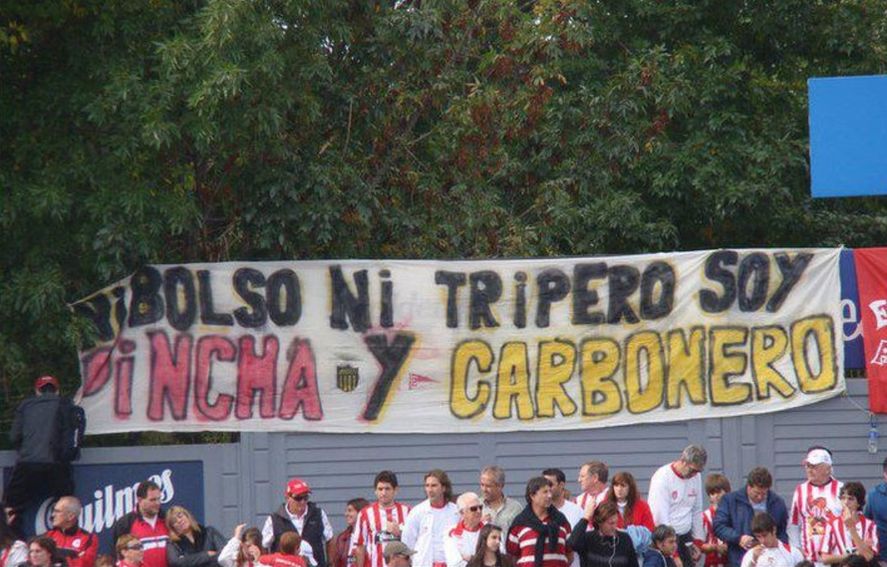 una de las frases más conocidas que representan la amistad entre Estudiantes y Peñarol.