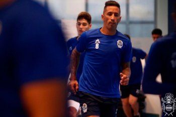 Lucas Barrios delantero de Gimnasia