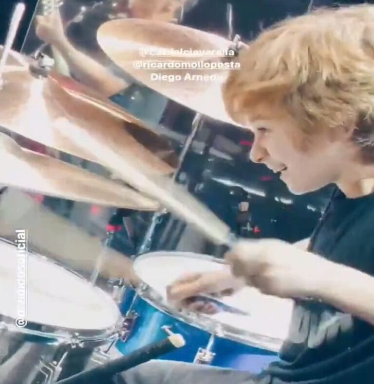 ¿Nuevo baterista de Divididos?: Lautaro Sabet de 11 años tocó con la banda
