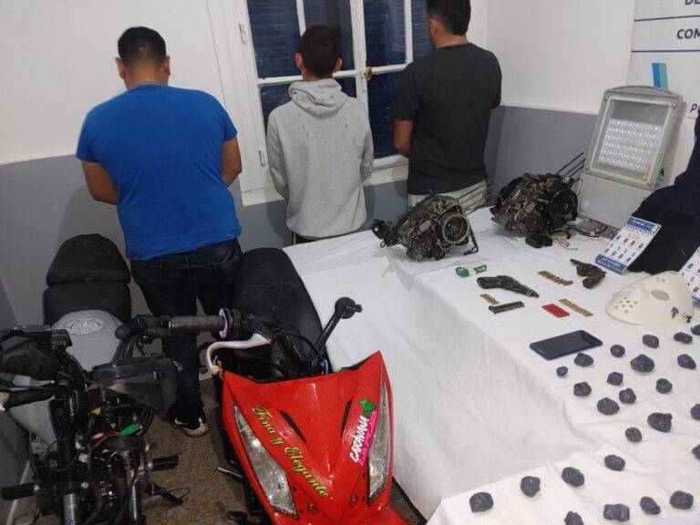 Así cayó la banda que robaba motos y vendían drogas y motopartes