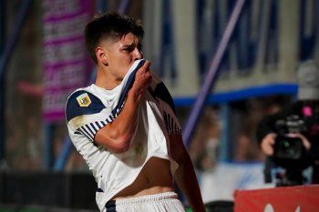 Benjamín Domínguez tuvo su primer gol en Gimnasia (PRENSA GELP)