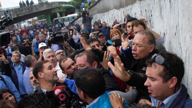 Jorge D´Onofrio: “Eran el 1% de todos los choferes que miraban azorados lo que estaba ocurriendo y no se sumaron a la agresión”