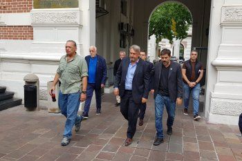 provincia y la uta acordaron acelerar la puesta en marcha de camaras en los colectivos