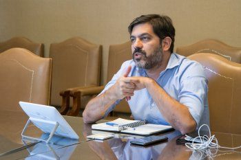 El jefe de Gabinete de la Provincia, Carlos Bianco, se reunió con intendentes bonaerenses con el objetivo de avanzar en definiciones operativas del proceso de vacunación