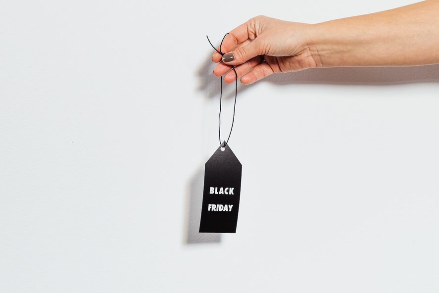 Este viernes se desarrollará el Black Friday, un evento online en el que las empresas ofrecen ofertas y descuentos. Conocé cómo aprovecharlo al máximo.