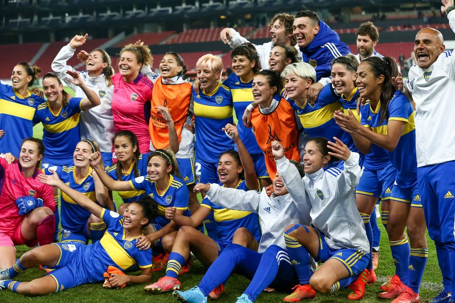 Los festejos del fútbol femenino de Boca por acceder a la Final.