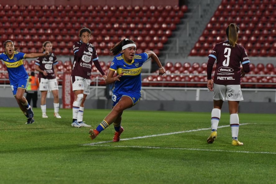 Estefanía Palomar grita el gol que consagró a Boca en el fútbol femenino de AFA. Estefanía Palomar grita el gol que consagró a Boca en el fútbol femenino de AFA.