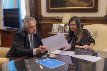 Alberto Fernández sostuvo que con el aumento buscan proteger y acompañar a quienes más lo necesitan