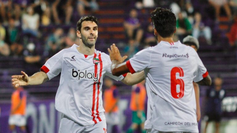 Estudiantes: varios jugadores con gripe y una baja obligada