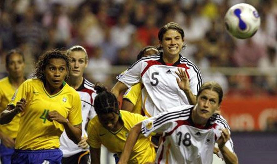 La mejor participación de CONMEBOL fue en 2007, cuando Brasil llegó a la Final. La mejor participación de CONMEBOL fue en 2007, cuando Brasil llegó a la Final.