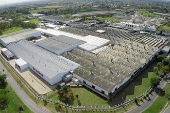 La planta de Bridgestone en Llavallol, Lomas de Zamora, donde se emplazó en 1931. Este año repartirá las ganancias entre los trabajadores.