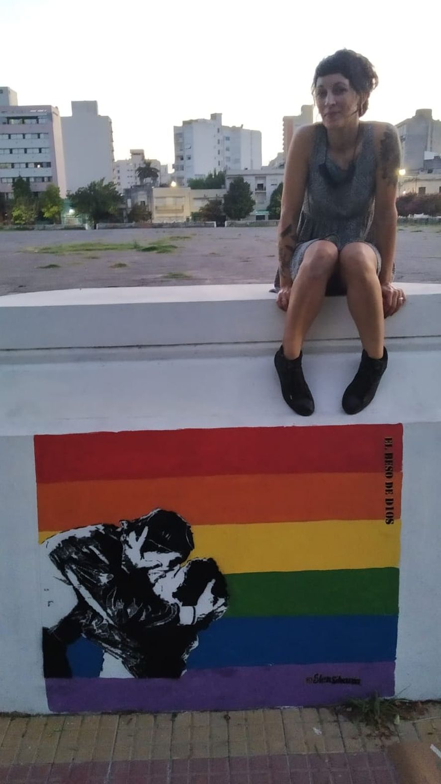 Silvana Broggi y su obra: Maradona y Caniggia immortalizados y citados para el replanteo cultural. 