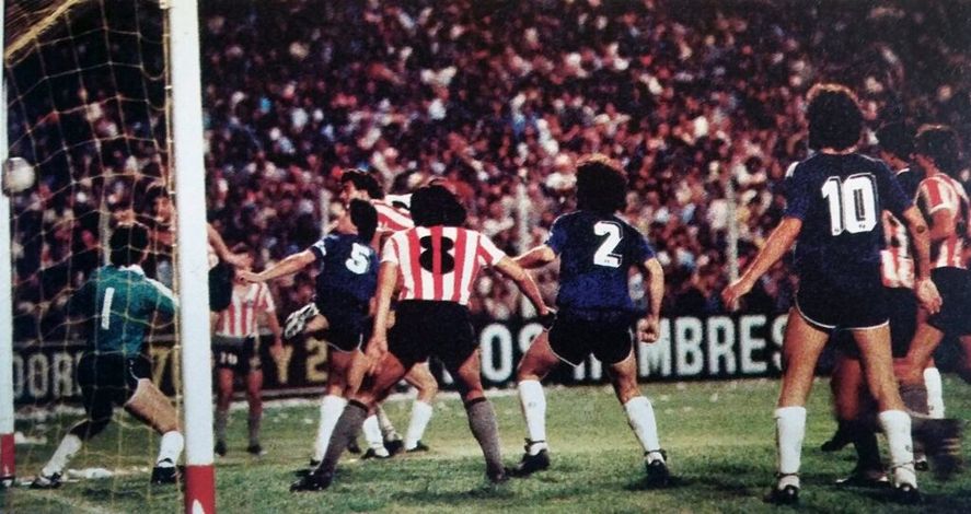 José Luis Brown, que marcó un gol ante Talleres, venía de anotar un tanto vital ante Vélez.