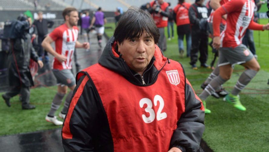 Manuel Valdez, chamán que trabaja junto a Estudiantes