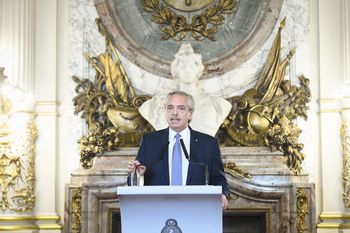 El presidente Alberto Fernández volvió a apuntar a la Corte por no habilitar las elecciones en Tucumán.