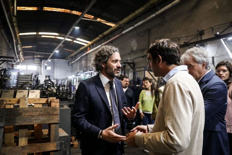 Santiago Cafiero: “Los dólares se deben conseguir a partir de las exportaciones, no rifando la soberanía monetaria”