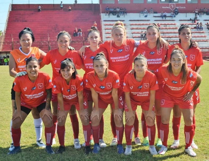 Defensores de Cambaceres da pelea en el fútbol femenino de AFA.