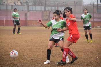 Cambaceres venció a Ituzaingó en Ensenada (Foto: Revista Tribuna Roja).